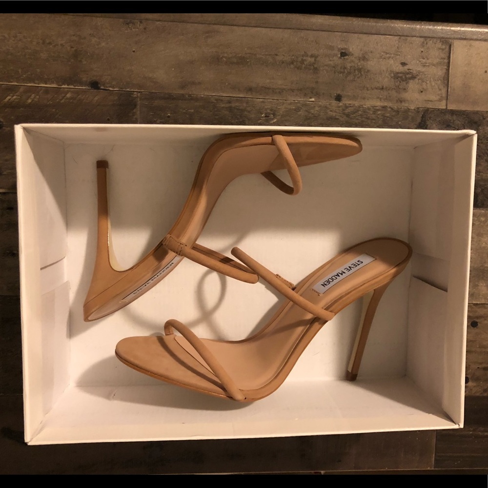 Steve Madden ‘Mina’ Heel